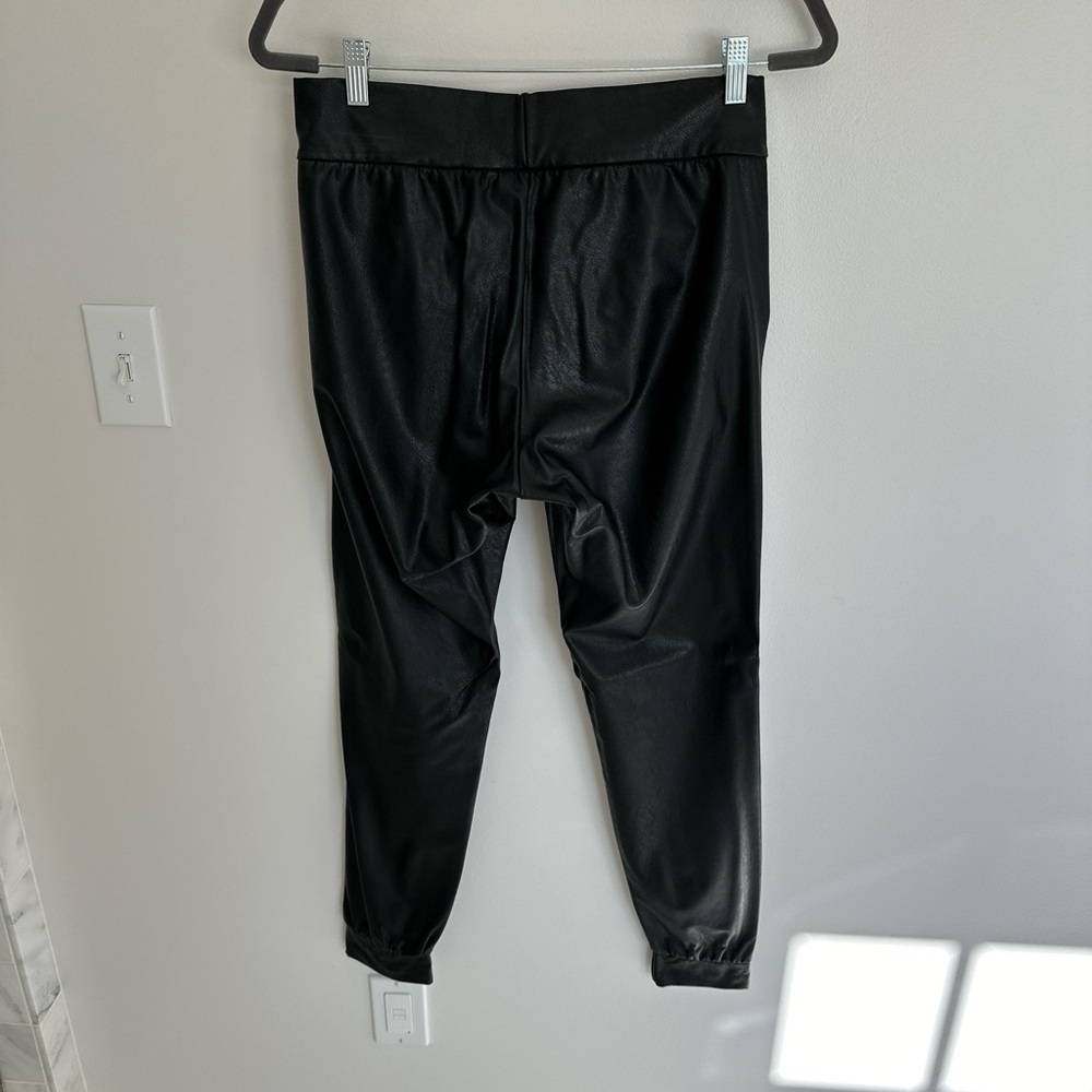 Commando, size L, black pleather joggers - Picture 5 of 7